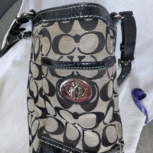 Signature coach purse - Picture 6 of 14